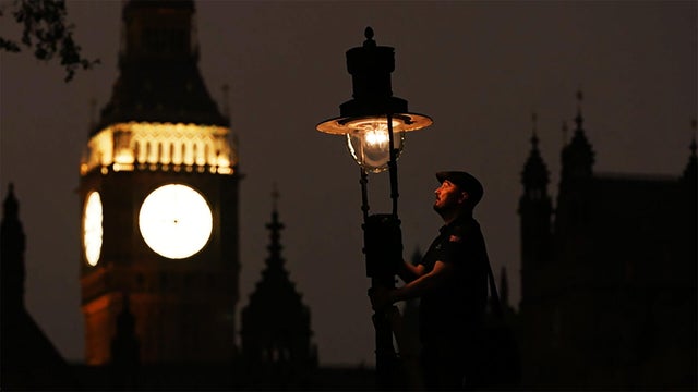 0316-sunmo-london.jpg 