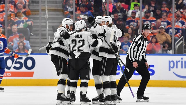 Los Angeles Kings v Edmonton Oilers 