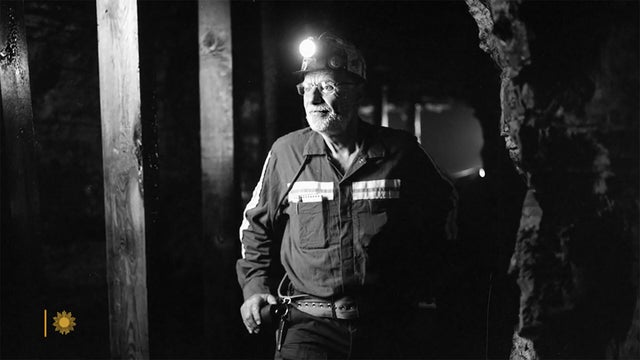 govt-worker-christopher-mark-1920.jpg 