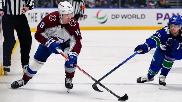 Colorado Avalanche v Vancouver Canucks 