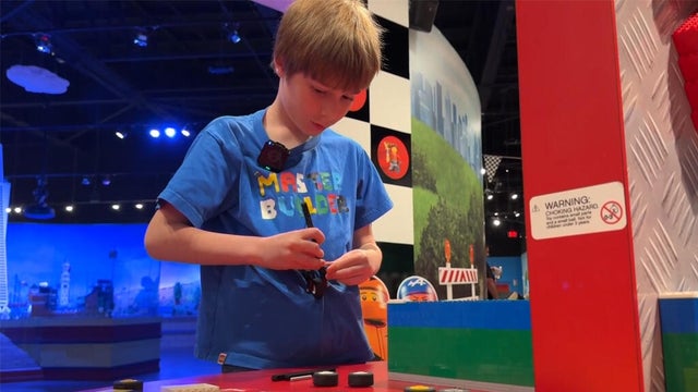 lego-8yo-builder-041425.jpg 