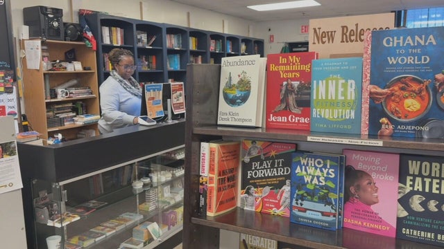 pkg-frugal-book-store-transfer-frame-565.jpg 
